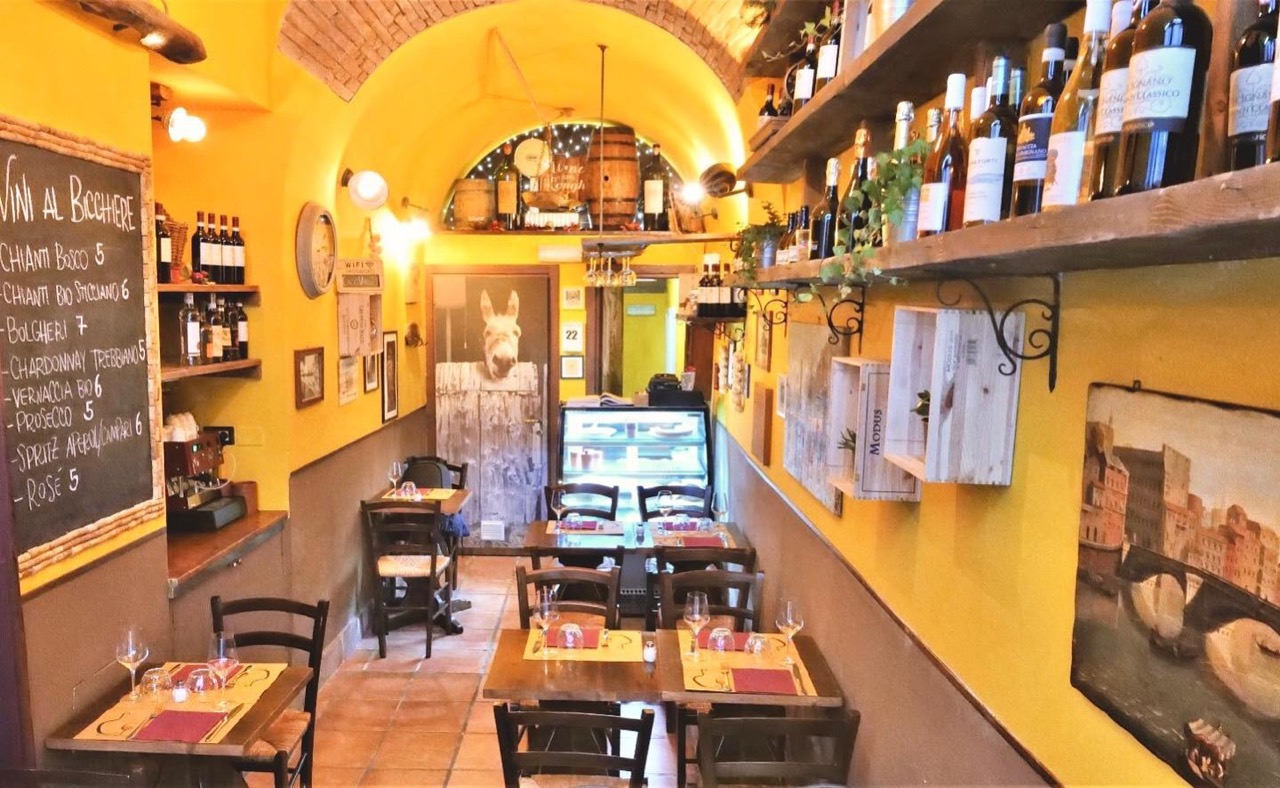 La saletta a volta dell'osteria